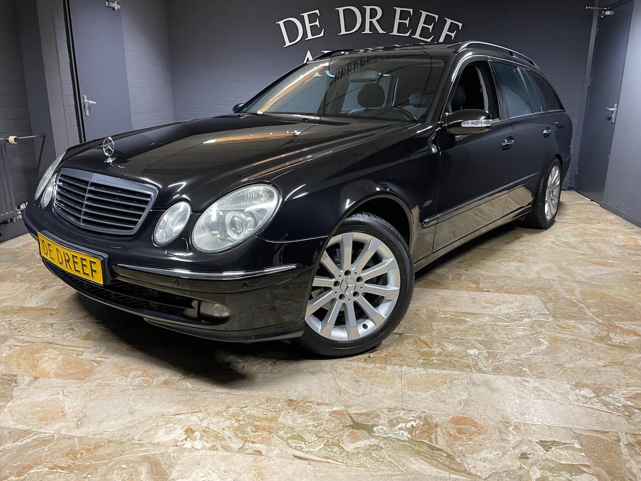 Mercedes-Benz E-klasse Combi - 200 K. Avantgarde young timer - AutoWereld.nl