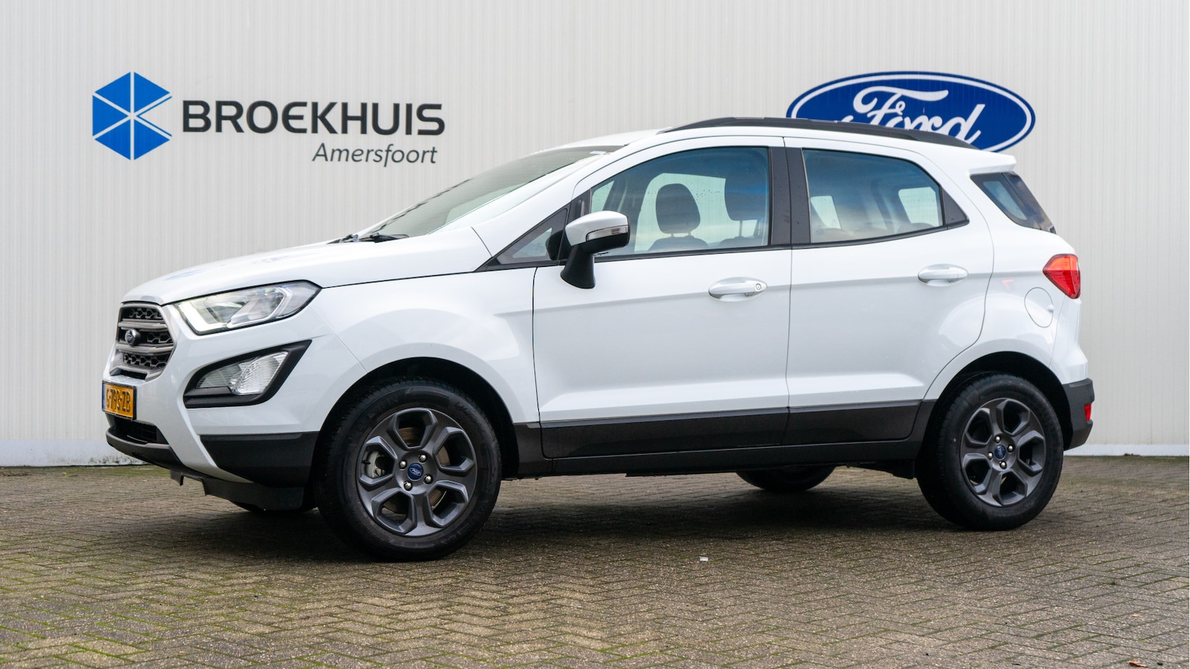 Ford EcoSport - 1.0 EcoBoost Trend Ultimate | Cruise controle | Airco | Lichtmetalen velgen | Navigatie | - AutoWereld.nl