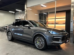 Porsche Cayenne Coupé - 3.0 E-Hybrid Panorama Luchtvering Memory Distronic