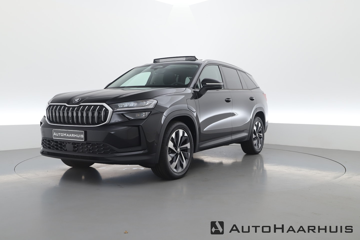 Skoda Kodiaq - Selection 1.5 TSI PHEV | Nieuw model | Pano | HUD | 360cam | Adapt. Cruise | Stoel- Stuurv - AutoWereld.nl