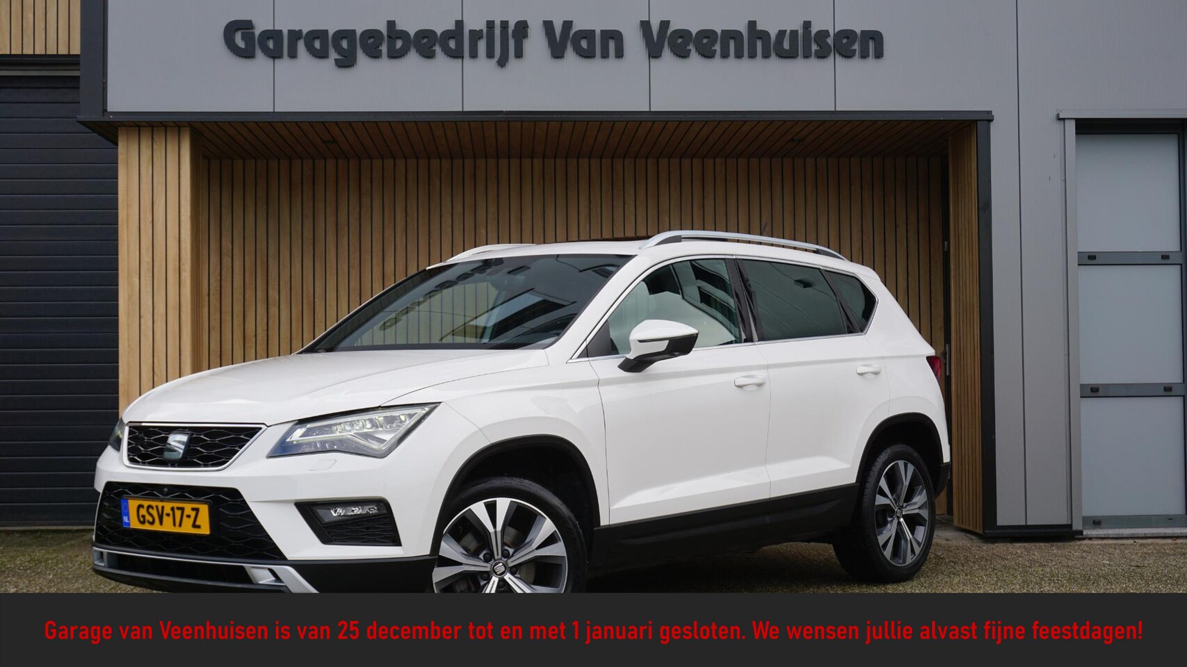 Seat Ateca - 1.4 TSI 150pk DSG Xcellence Pano.Dak 360view LED Keyless Seat Drive Select Alcantara bekle - AutoWereld.nl