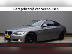 BMW 3-serie Coupé - 325i 218pk Automaat Schuif/kanteldak 19inch LM Elek.Trekhaak Leder Xenon Keyless Navi *NL