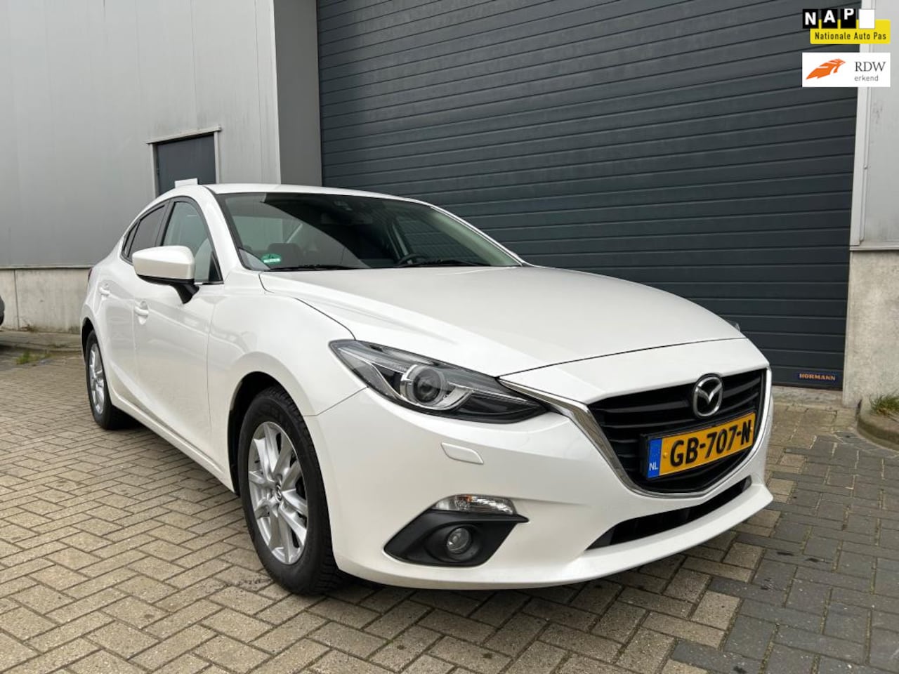 Mazda 3 - 2.0i TS+ SkyActiv NAVI XENON PDC NAP - AutoWereld.nl