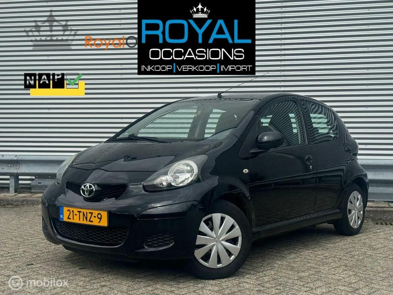 Toyota Aygo - 1.0-12V Now 1.0-12V Now - AutoWereld.nl