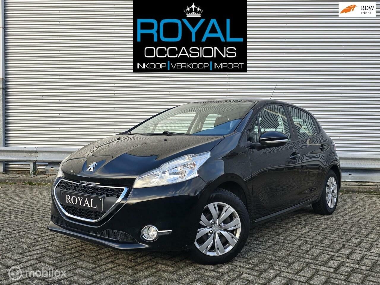 Peugeot 208 - 1.2 PureTech Blue Lease Executive 1.2 PureTech Blue Lease Executive - AutoWereld.nl