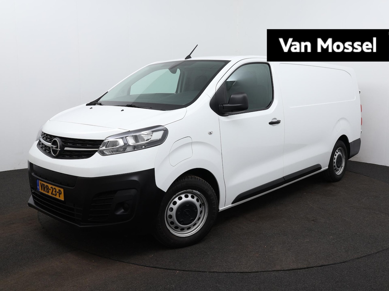 Opel Vivaro-e - L3H1 Edition 75 kWh | Navigatie | 3-zitplaatsen | Airco - AutoWereld.nl