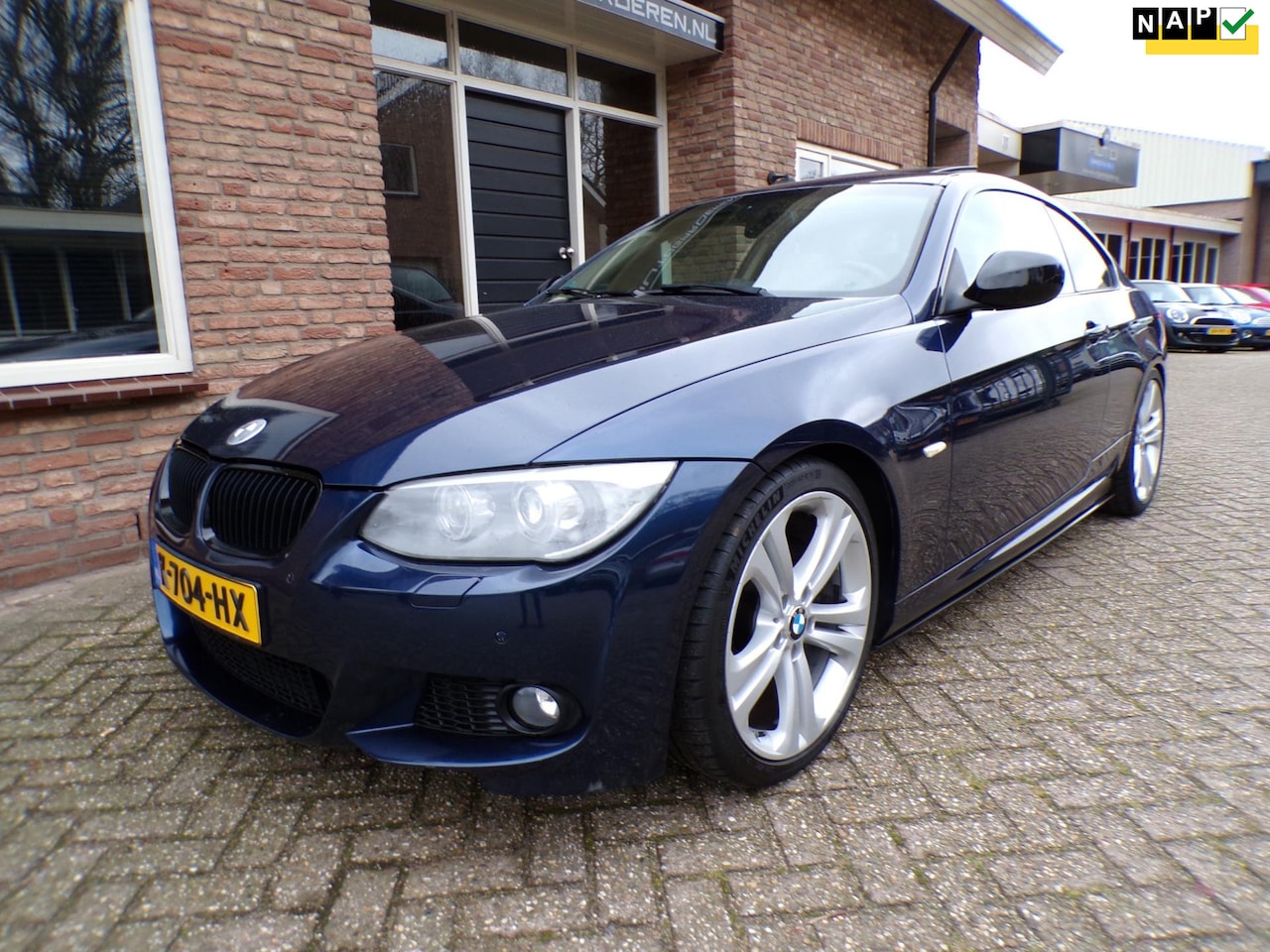 BMW 3-serie - 328 I Automaat / Leder / Schuifdak / Navi / M Pakket - AutoWereld.nl