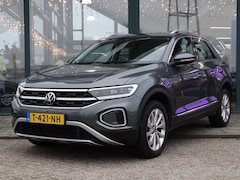 Volkswagen T-Roc - 1.5 TSI Style | Cruise Control | Parkeersensoren | Trekhaak |