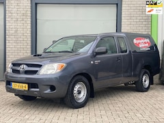 Toyota HiLux - 2.5 D-4D VX Xtra Cab *NAP