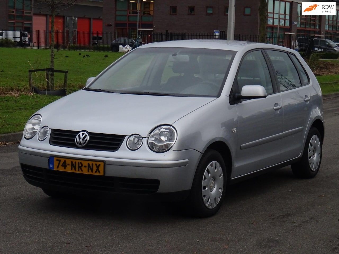 Volkswagen Polo - 1.4-16V Comfortline 5DRS AIRCO/CRUISE/NW APK - AutoWereld.nl