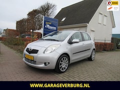 Toyota Yaris - 1.3 VVTi Sol Automaat (S-Line pakket, Airco, Trekhaak, Lm Velgen, Lederen bekleding)