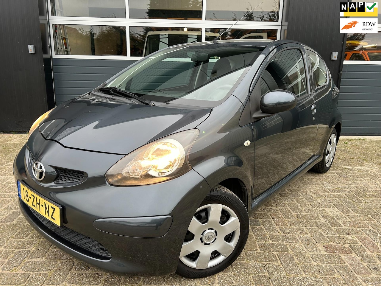 Toyota Aygo - 1.0-12V +|Nette beginners auto!| - AutoWereld.nl