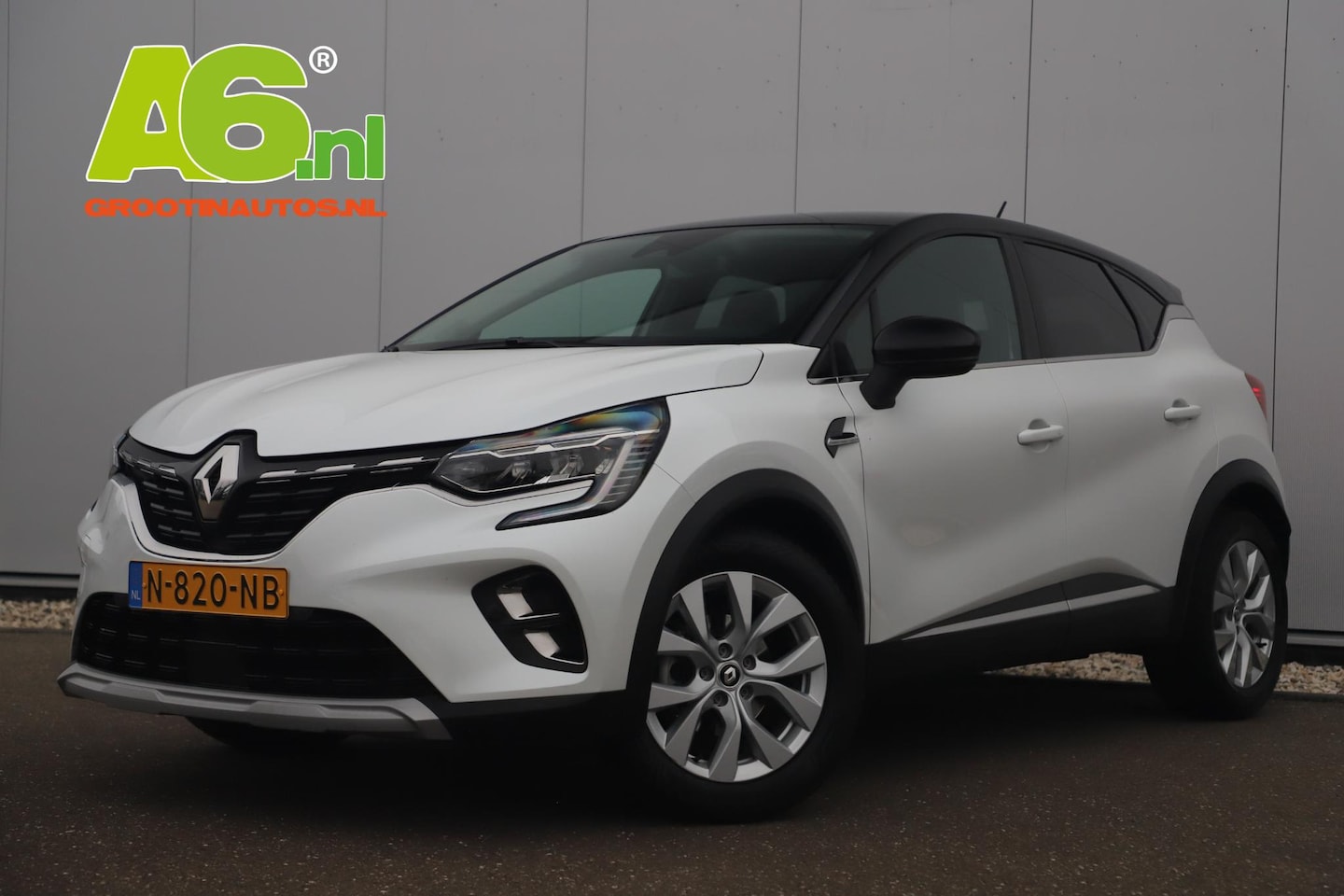 Renault Captur - 1.3 TCe 140PK Intens Automaat Keyless Half Leder Navigatie Camera Clima Cruise Parkeersens - AutoWereld.nl