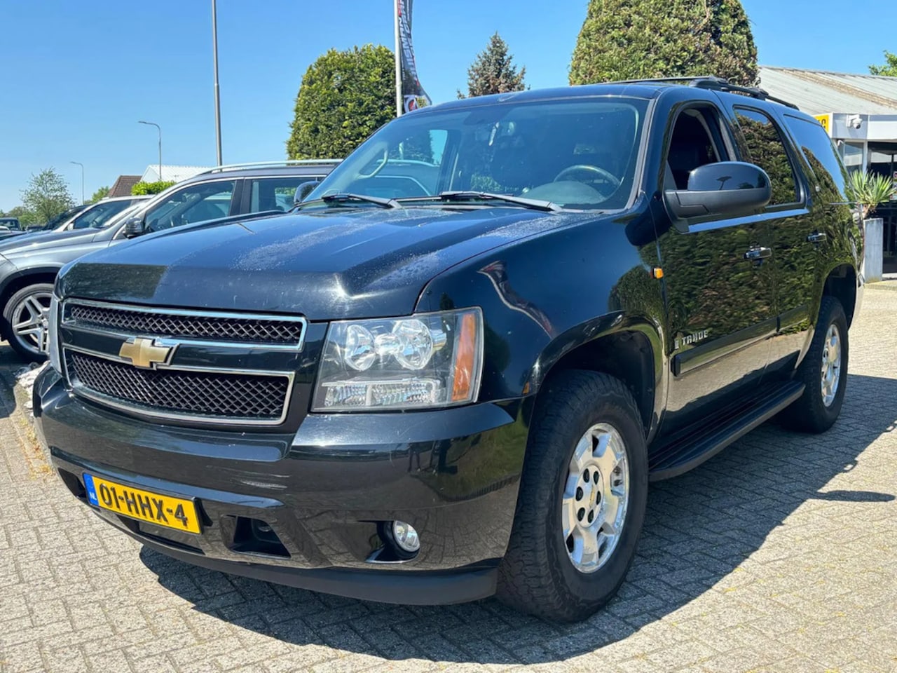 Chevrolet Tahoe - 5.3 V8 2008 Zwart Youngtimer Suburban - AutoWereld.nl