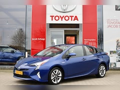 Toyota Prius - 1.8 Dynamic Limited Automaat 136pk | JBL | Navigatie | Dodehoek detector | Climate- & Crui