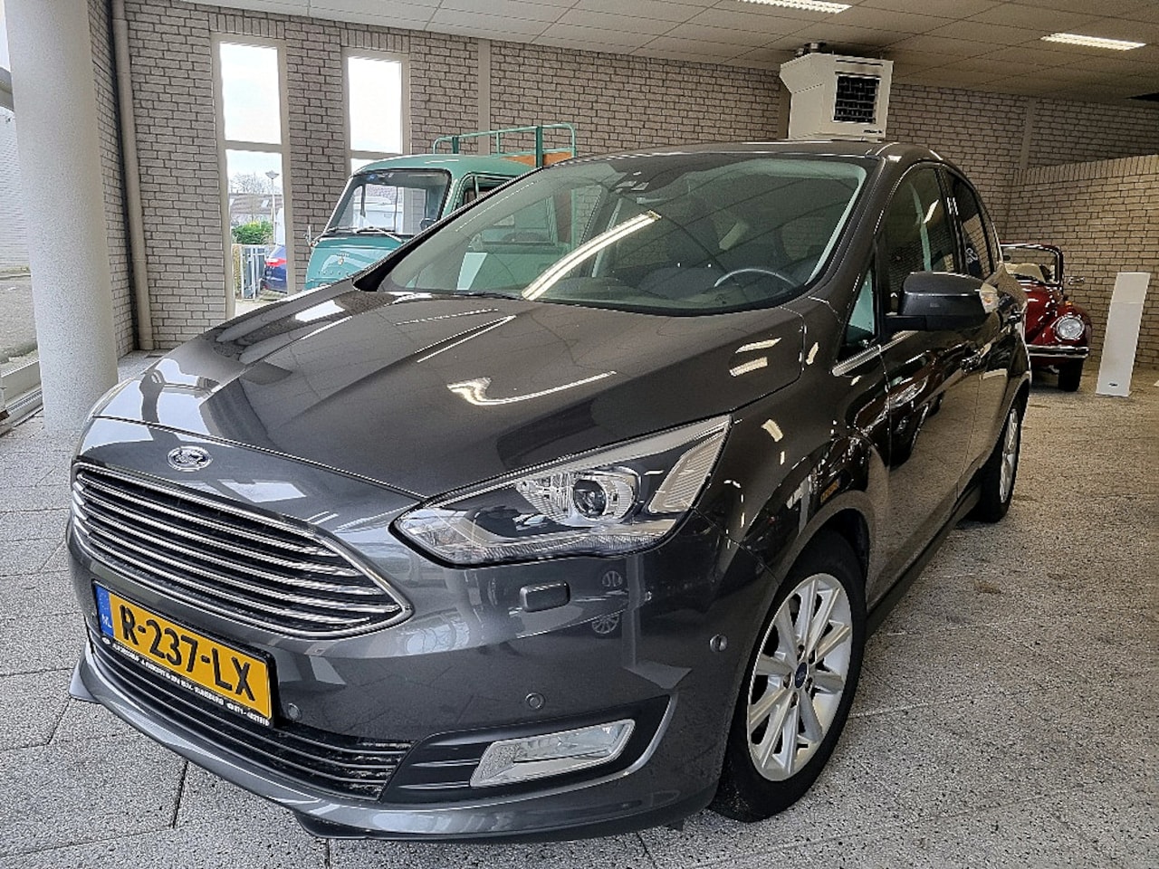 Ford C-Max - 1.5 EcoBoost 150pk Aut Titanium Edition - AutoWereld.nl