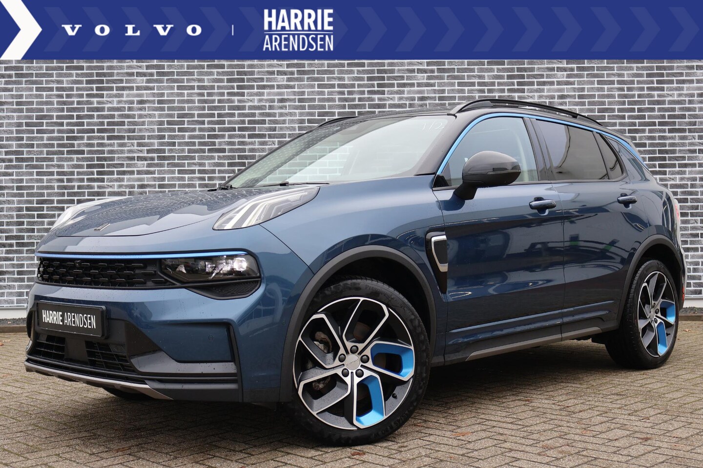 Lynk & Co 01 - 1.5 Panoramadak | Adaptive cruise control | LED koplampen | Camera | 20 inch velgen | Clim - AutoWereld.nl