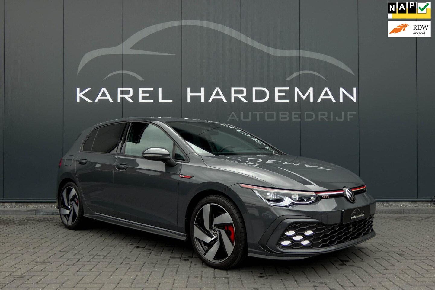 Volkswagen Golf - 2.0 TSI GTI | DEALERONDERHOUDEN | FABRIEKSGARANTIE T/M 2025 | STUURVERWARMING | HEAD UP DI - AutoWereld.nl