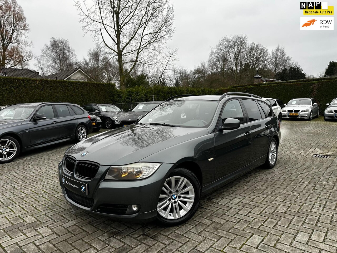 BMW 3-serie Touring - 318i Corporate Lease|Nwe Ketting|Trekhaak|Half Leder|Climate control|Cruise control|Nette - AutoWereld.nl