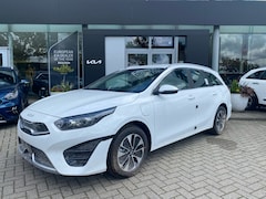 Kia Cee'd Sportswagon - Ceed 1.6 GDI PHEV DynamicLine | Direct uit voorraad leverbaar | Info Bas: 0492-588982 Info