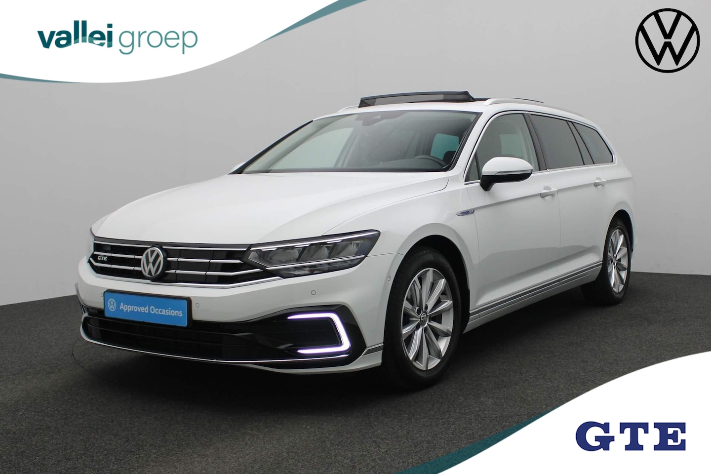 Volkswagen Passat Variant - 1.4 TSI 218PK DSG PHEV GTE Business | Pano | Adaptief onderstel | Dynaudio | Keyless | Nav - AutoWereld.nl