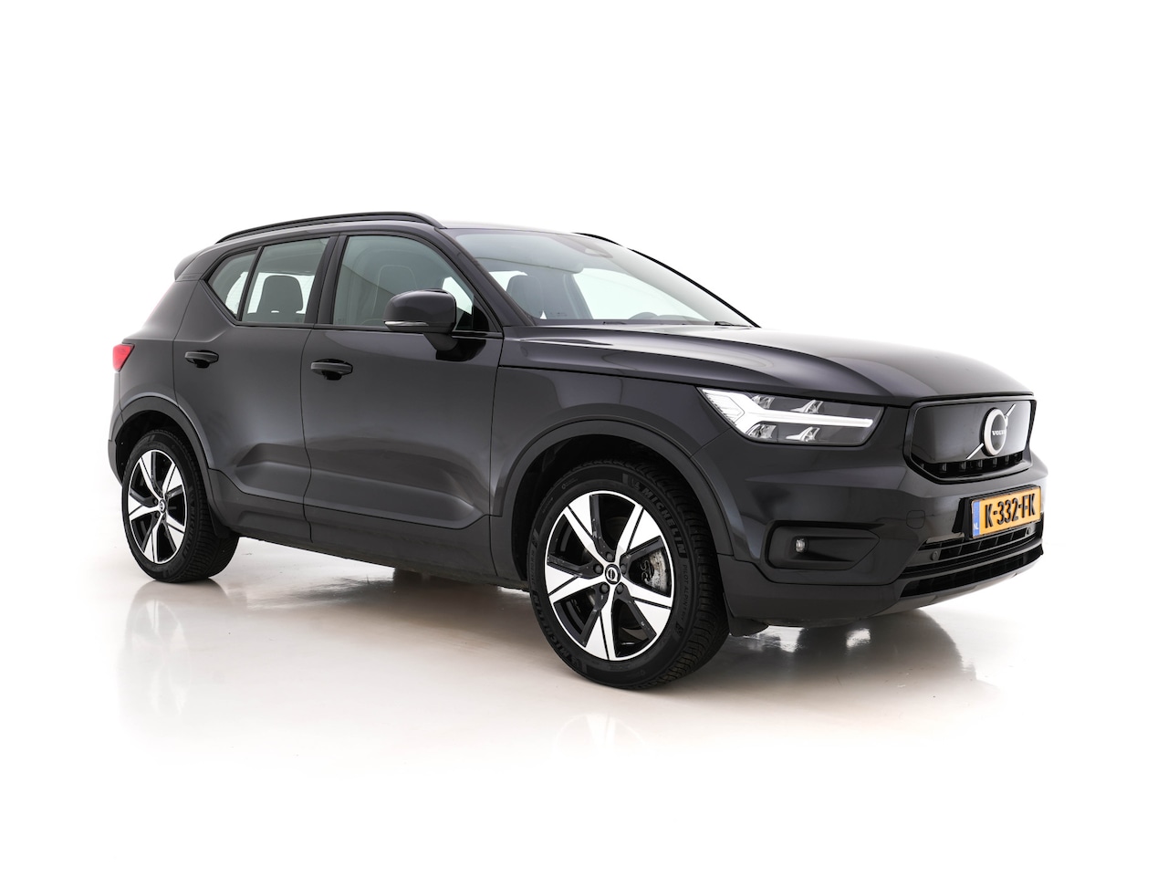 Volvo XC40 - Recharge P8 AWD R-Design [ 3-Fase ] (INCL.BTW) *VIRTUAL-COCKPIT | FULL-LED | BLIND-SPOT | - AutoWereld.nl