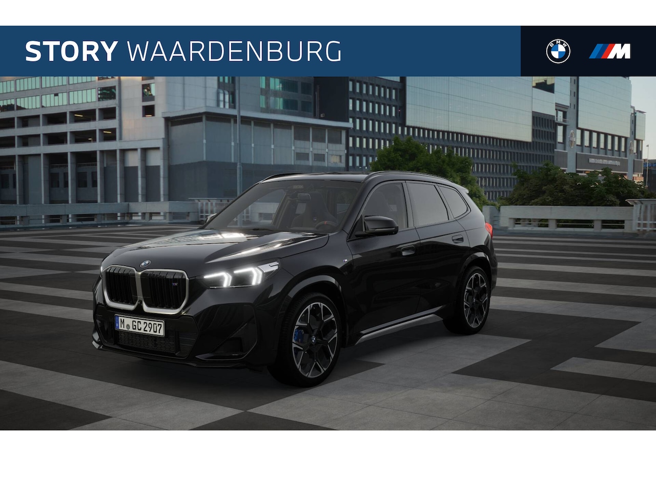 BMW X1 - M35i High Executive Automaat / Panoramadak / M Sportstoelen / Adaptieve LED / M Adaptief o - AutoWereld.nl