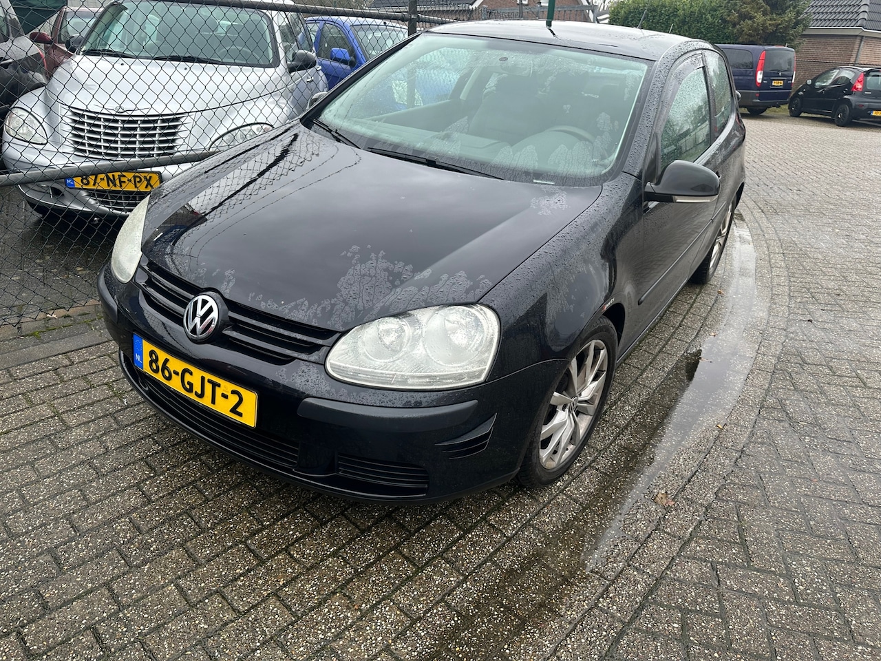 Volkswagen Golf - 1.4 TSI Trendline DSG KAPOT!!! - AutoWereld.nl