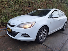 Opel Astra Sports Tourer - 1.4 Turbo Sport