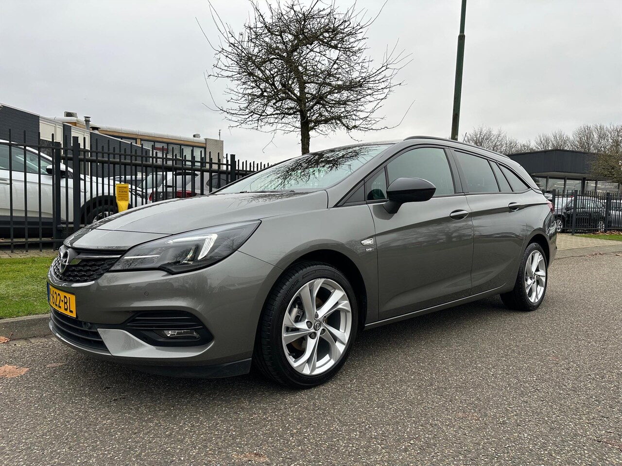 Opel Astra Sports Tourer - 1.2 Turbo 110pk Edition 2020 Multi Media Navigatie - AutoWereld.nl