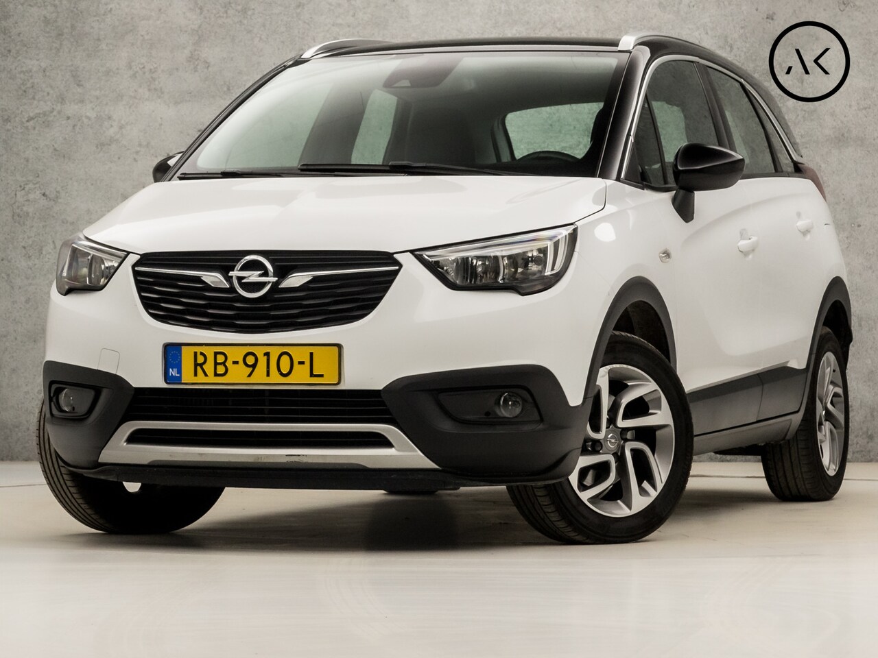 Opel Crossland X - 1.2 Turbo Innovation Sport (APPLE CARPLAY, GROOT NAVI, CLIMATE, LEDER, SPORTSTOELEN, PARKE - AutoWereld.nl