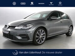 Volkswagen Golf - 1.5 TSI 150pk Highline Business R DSG / Navigatie / Keyless / Stoelverwarming / Camera