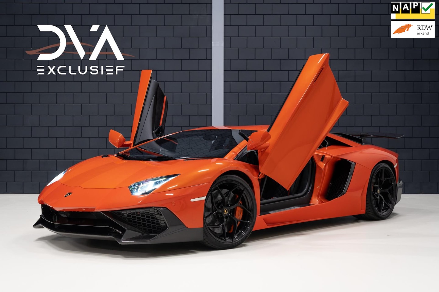 Lamborghini Aventador - LP700-4 Valvetronic F1/SV-Pack - AutoWereld.nl