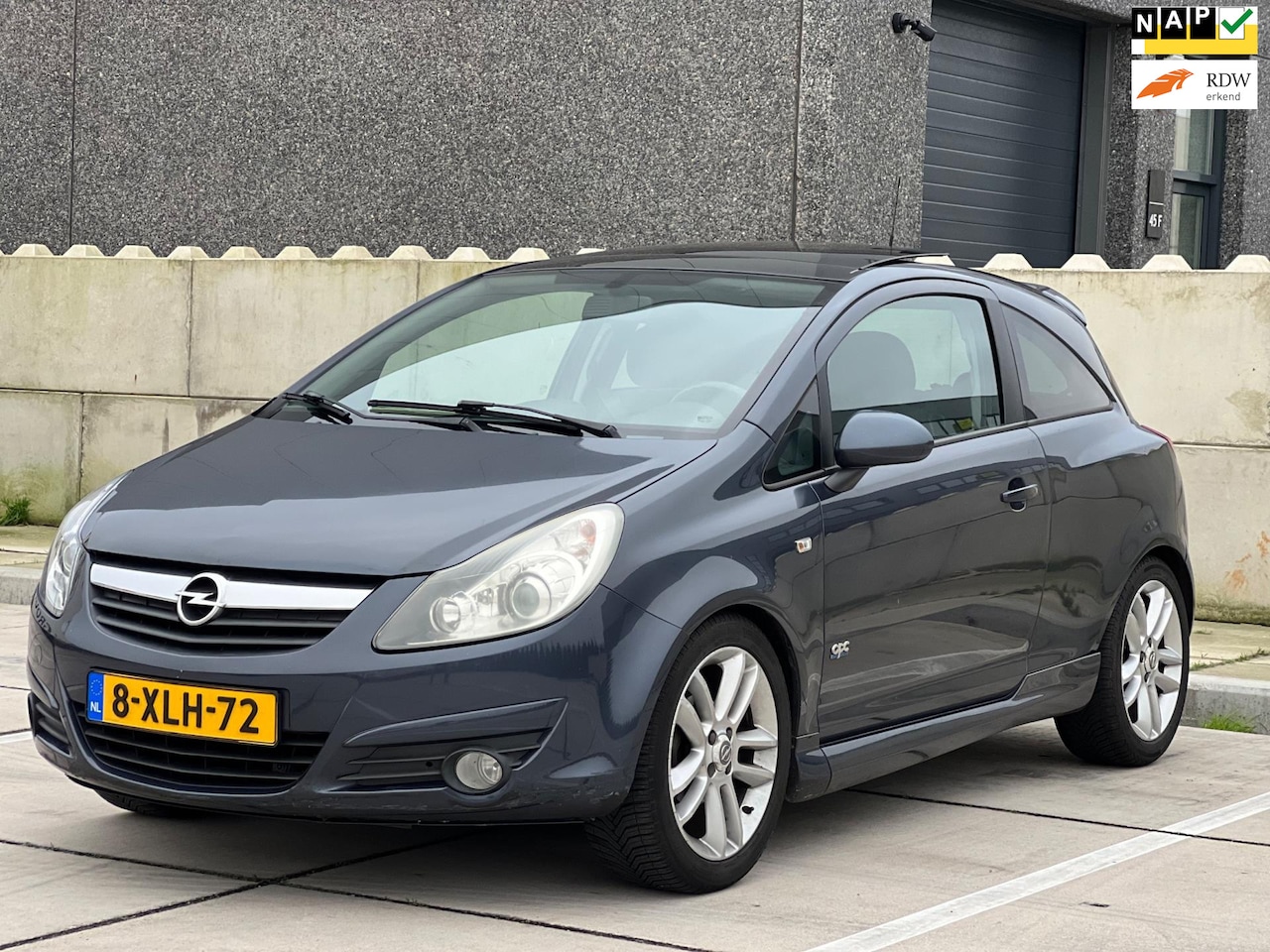 Opel Corsa - 1.4-16V Sport | Schuifdak | 17 inch | Climate Control | - AutoWereld.nl