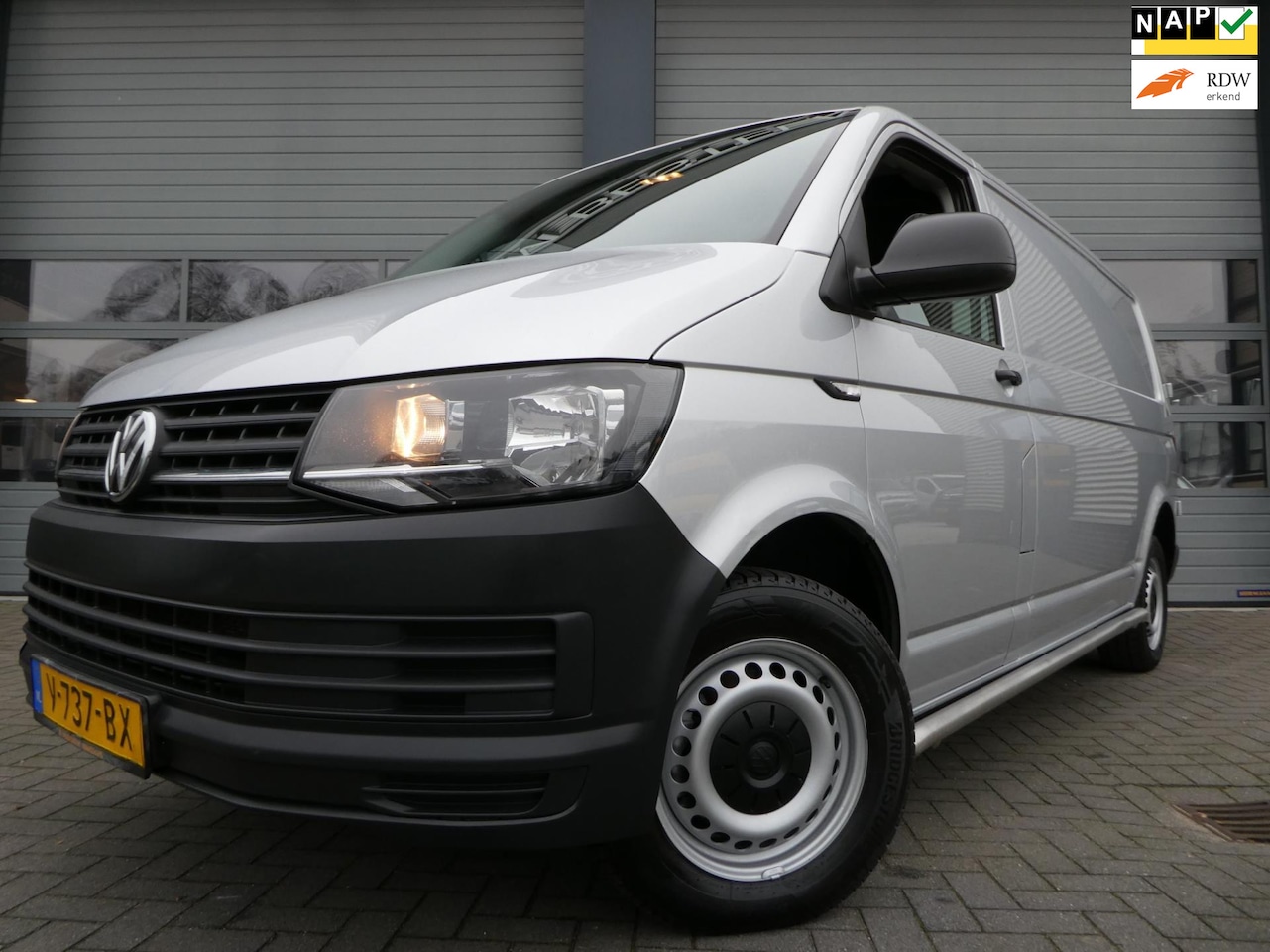 Volkswagen Transporter - 2.0tdi 150pk, L2, Euro 6, Airco, Camera, trekhaak, Navigatie, Cruisecontrol. - AutoWereld.nl