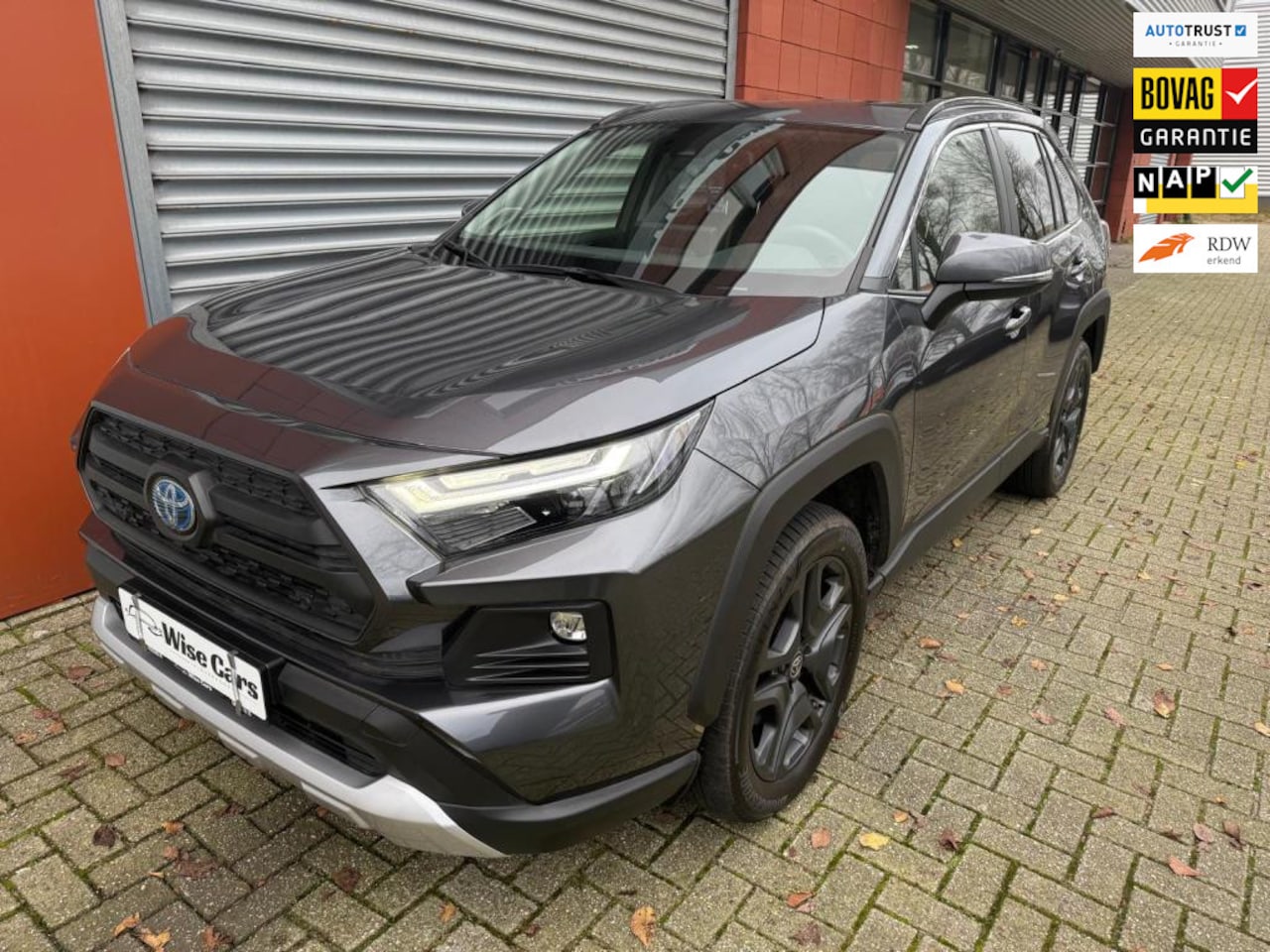 Toyota RAV4 - 2.5 Hybrid AWD Style Adventure Fabrieksgarantie - AutoWereld.nl