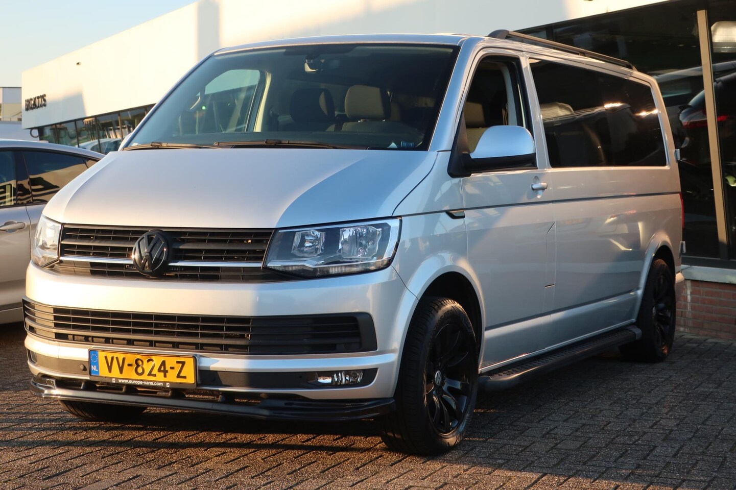 Volkswagen Transporter - 2.0 TDI L2H2 Highline 2.0 TDI L2H2 Highline - AutoWereld.nl