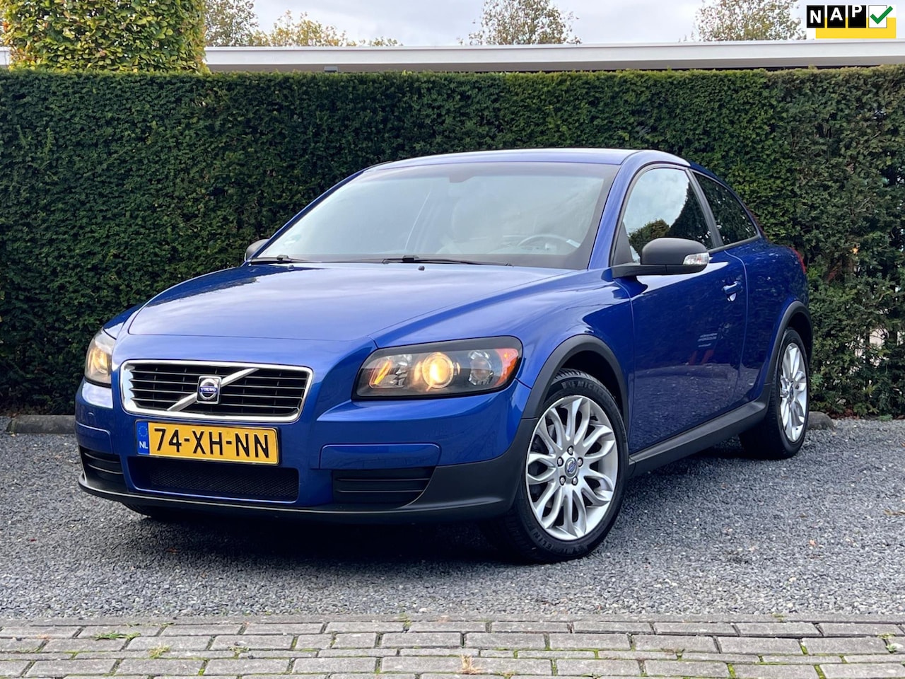 Volvo C30 - 1.8 Kinetic | 17 inch | Goed onderhouden! - AutoWereld.nl