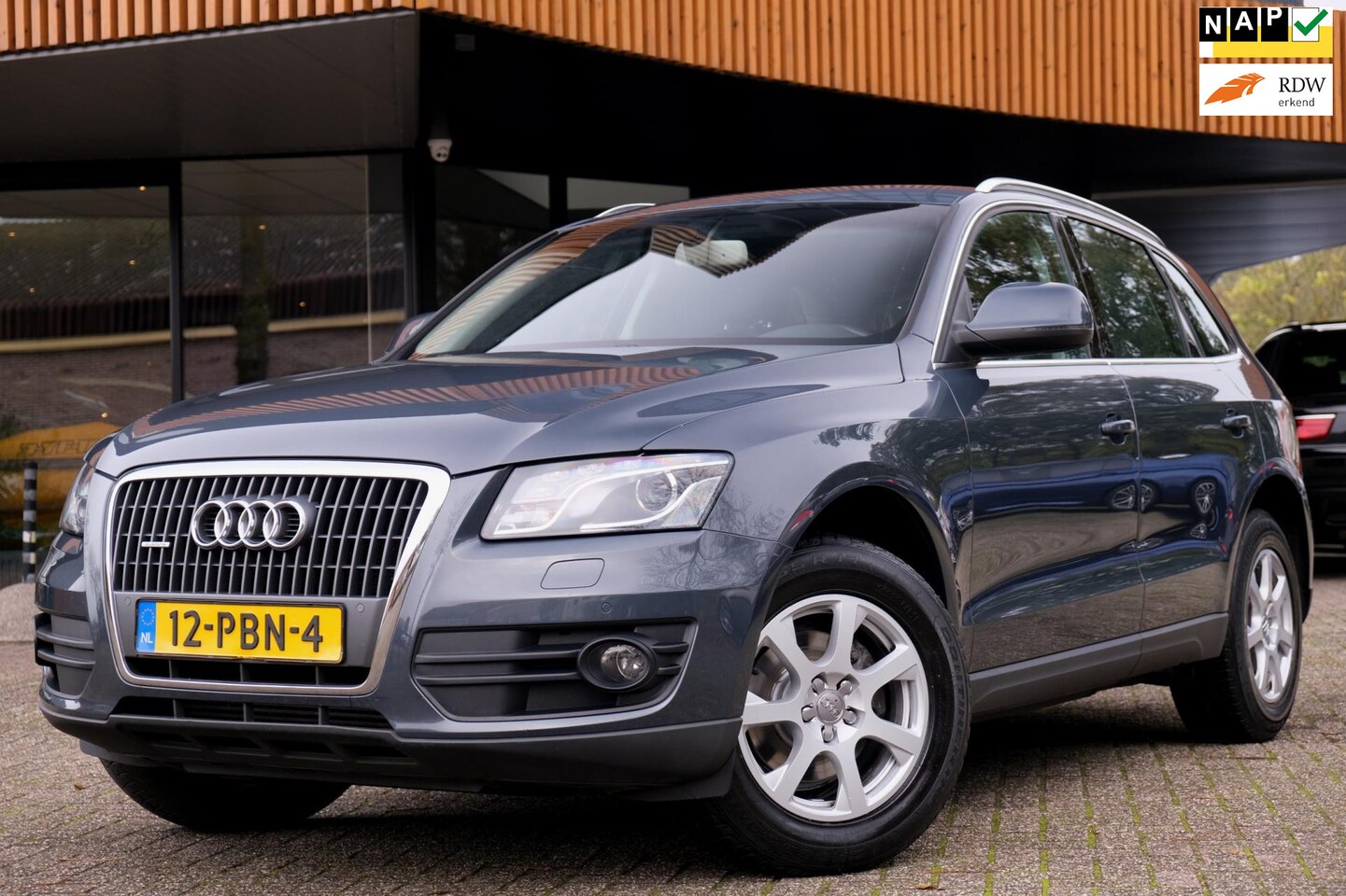 Audi Q5 - 2.0 TFSI quattro Pro Line/Carplay/Stoelverwarming/Trekhaak/N.A.P. Logisch/ - AutoWereld.nl