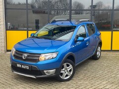 Dacia Sandero - 90PK Trekhaak, 4 seizoenenbanden & airco