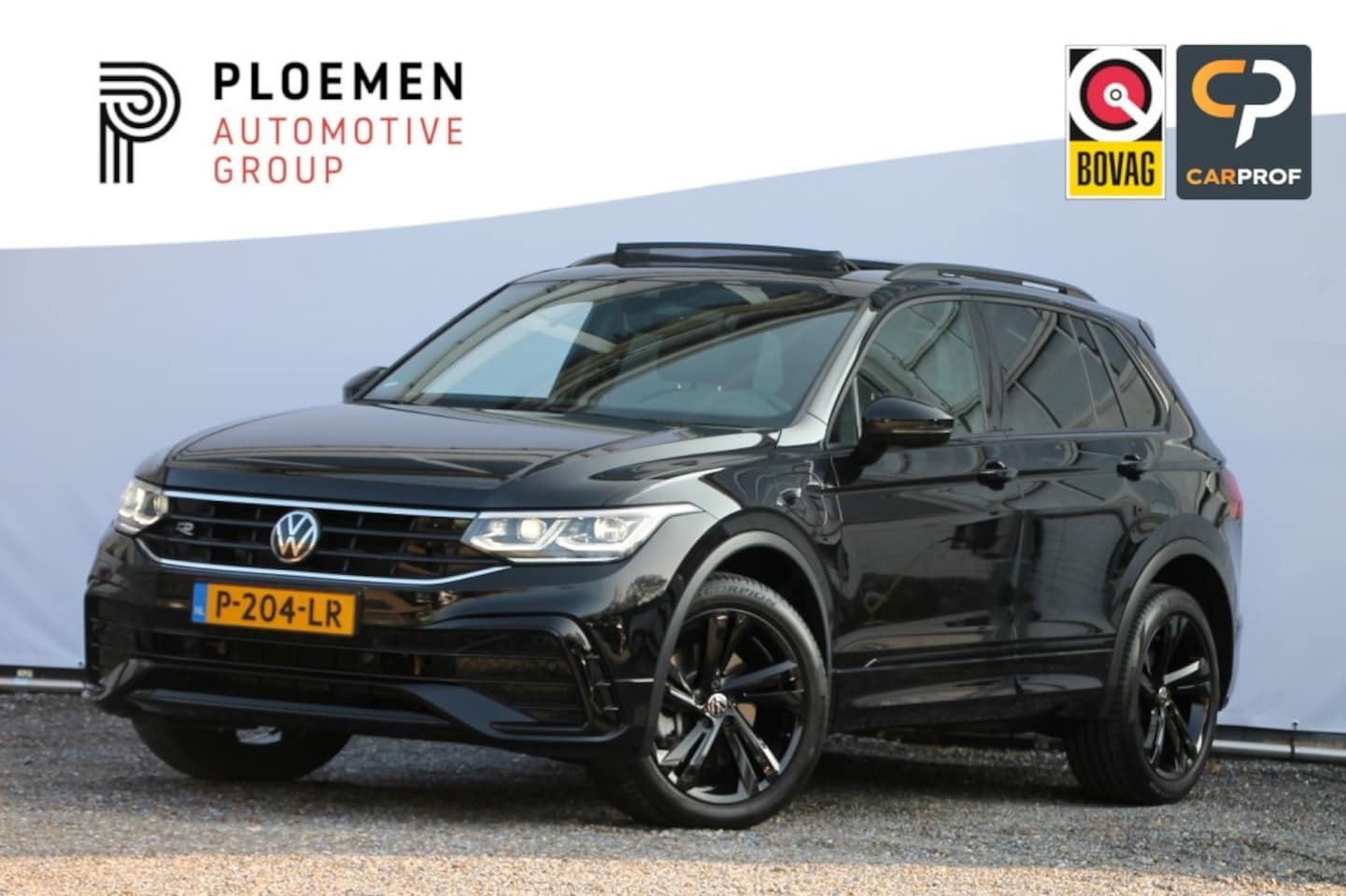 Volkswagen Tiguan - 1.4 TSI eHybrid R-Line Black Style - 245 pk **Pano / Trekhaak - AutoWereld.nl