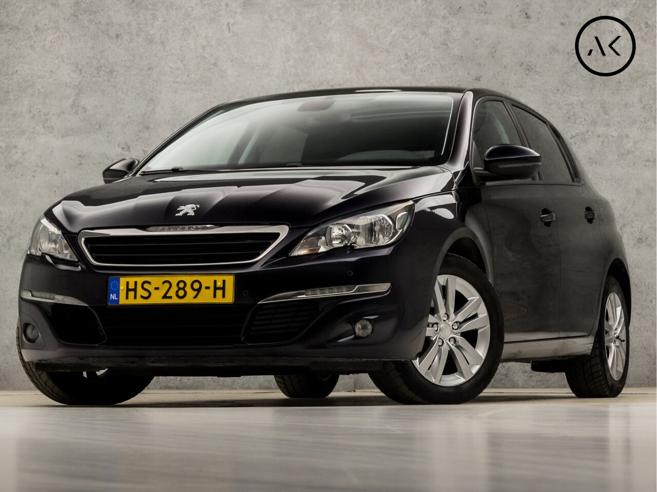 Peugeot 308 - 1.6 BlueHDi Executive (PANORAMADAK, NAVIGATIE, GETINT GLAS, NIEUWE APK, SPORTSTOELEN, PARK - AutoWereld.nl