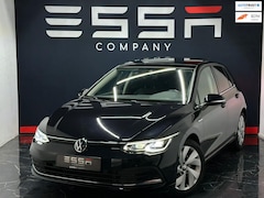 Volkswagen Golf - 1.5 eTSI Style ACC Pano Memory Sfeerverlichting