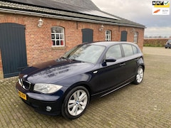 BMW 1-serie - 120i Anniversary met leder en navigatie