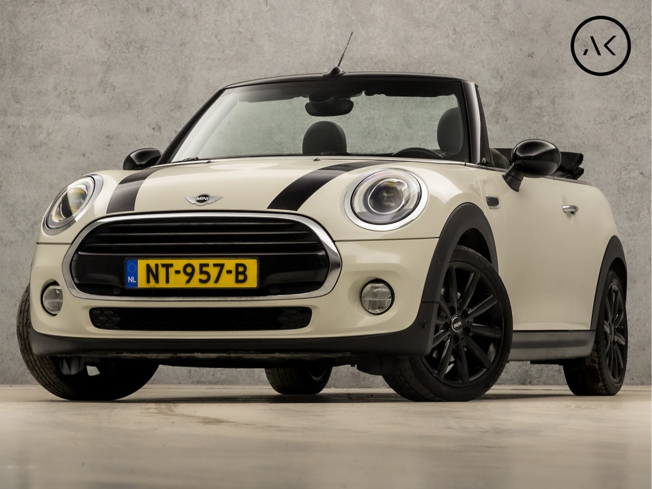 MINI Cabrio - Mini 1.5 Cooper Chili Sport (GROOT NAVI, CLIMATE, STOELVERWARMING, LEDEREN SPORTSTOELEN, L - AutoWereld.nl