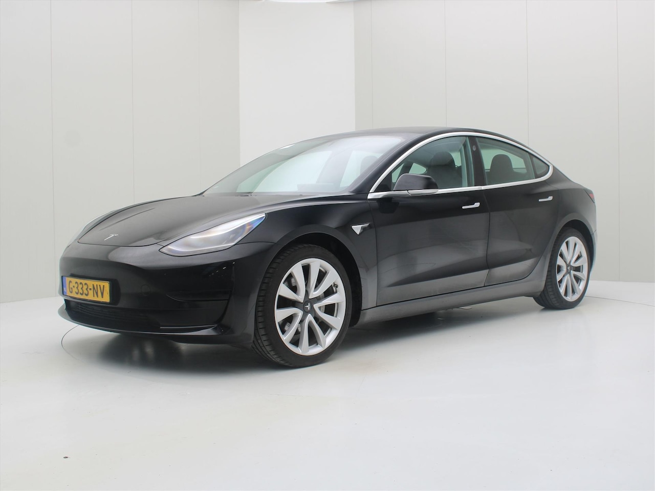 Tesla Model 3 - Standard RWD Plus [ AUTOPILOT+19+LEDER+CAMERA+PDC+LED ] - AutoWereld.nl