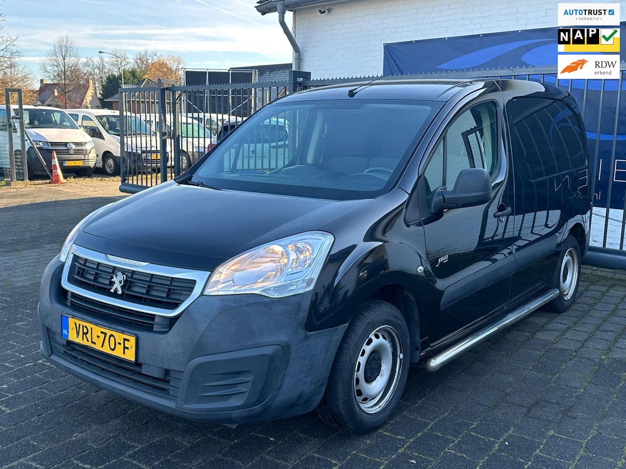 Peugeot Partner - 120 1.6 BlueHDi 75 L1 Premium Pack / AIRCO / CRUISE CONTROL / - AutoWereld.nl