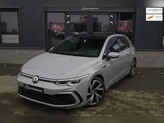 Volkswagen Golf - 1.5 eTSI R-Line / PANO / ACC / CARPLAY / SFEERVERLICHTING