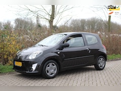 Renault Twingo - 1.2-16V Authentique 4x Nieuwe allseason band