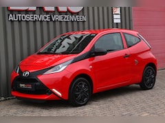 Toyota Aygo - 1.0 VVT-i X-play 87.731 km/LED/Bluetooth